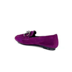 Reqins Hinder Daim Violet